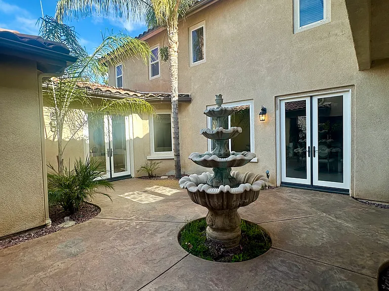 35018 Via Laguna — Photo 32