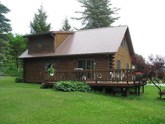 Rear of house & deck