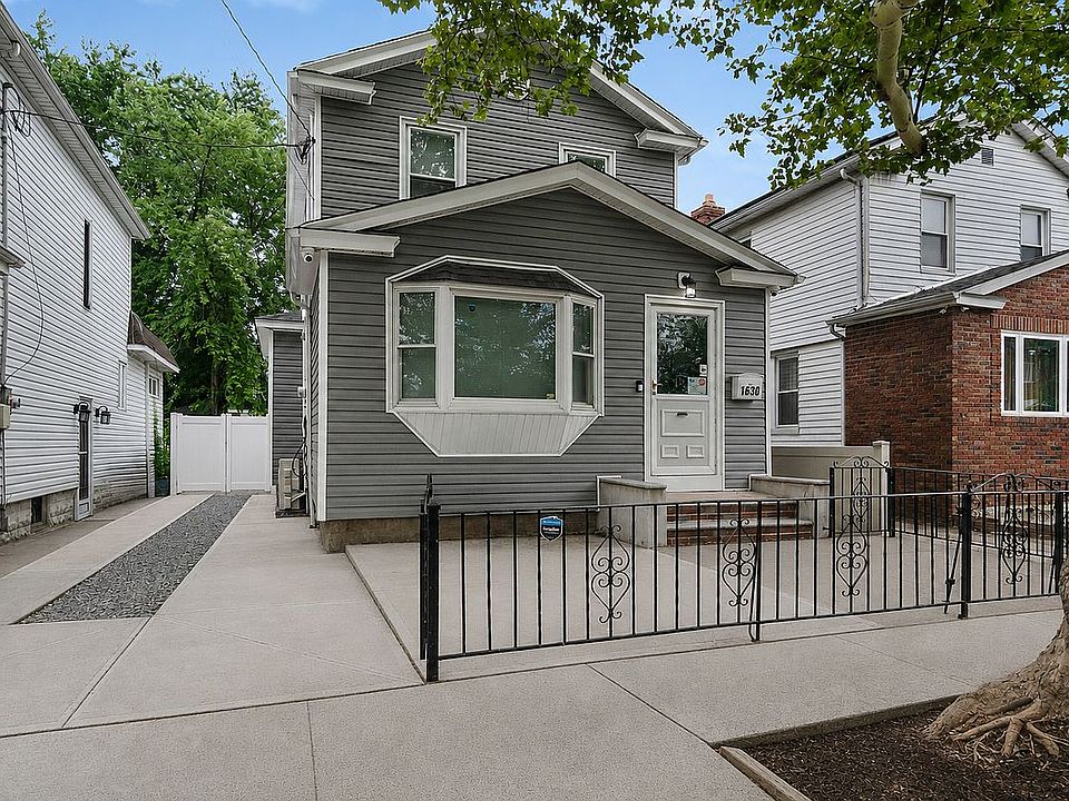 1st image of 1630 E 52nd St