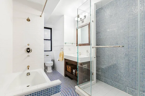 Sold by Real Direct | media 14