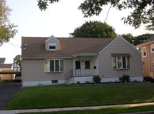 99 Oak Ridge Ave, Nutley, NJ 07110