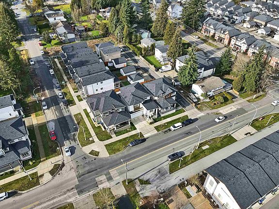4th image of 5973 142nd St