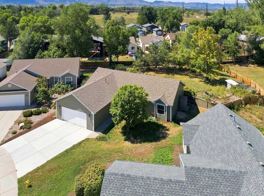 825 Madera Ct