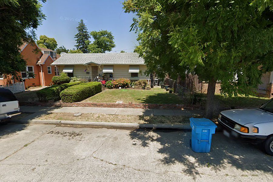 1st image of 737 Louise Ave
