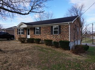102 Miles Dr, Lancaster, KY 40444