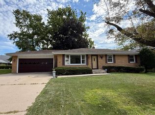 1029 W 4th St, Spring Valley, IL 61362