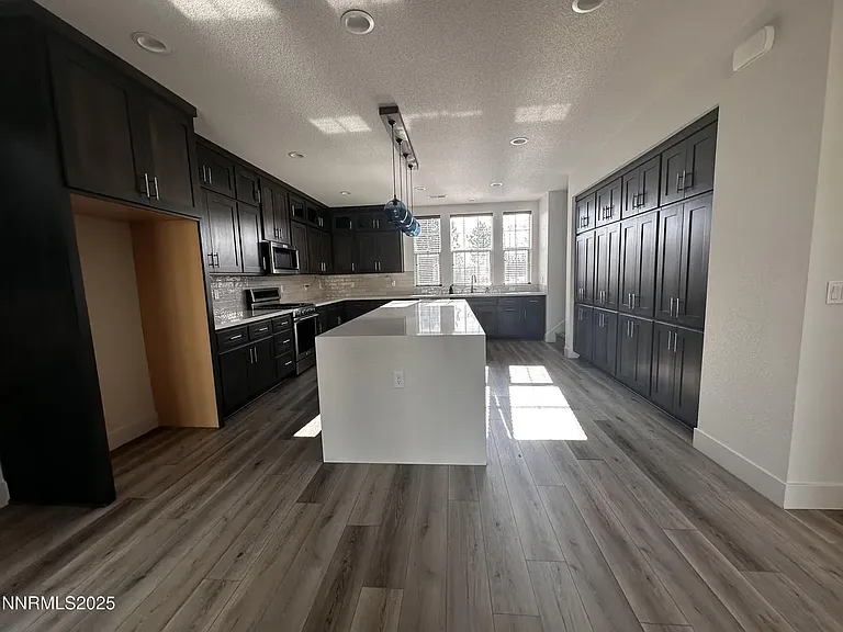 1326 Little Ln — Photo 16