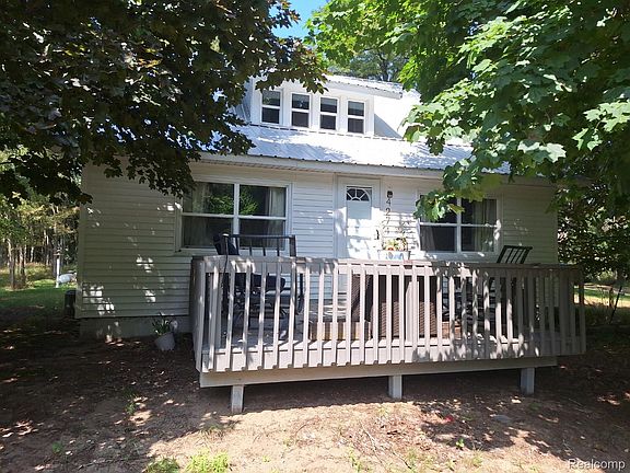 4th image of 4274 River Rd
