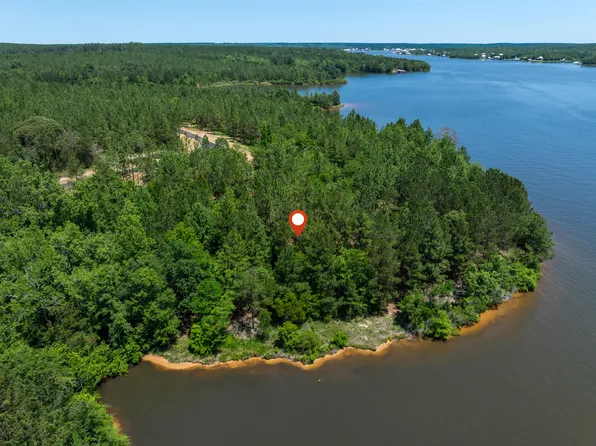 72 Red Wiggler Way, Lumberton, MS 39455