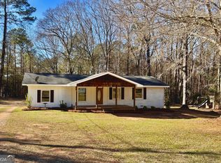 56 John Lovelace Rd, Lagrange, GA 30241
