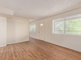 Earll Drive Apartments, Phoenix, AZ 85018