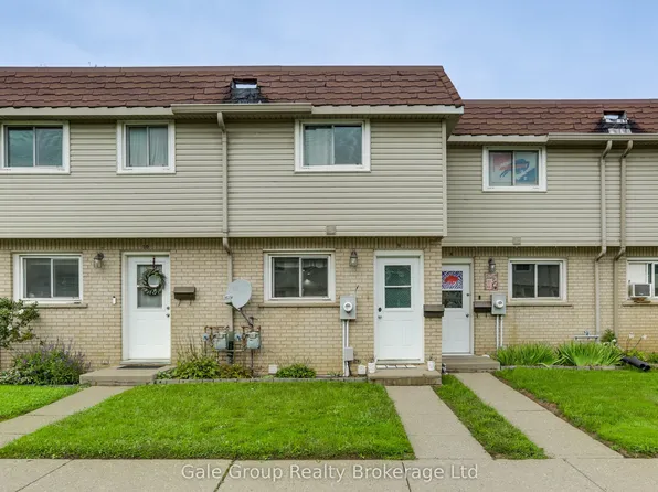 105 Springbank Ave E #9, Woodstock, ON N4S 7P7