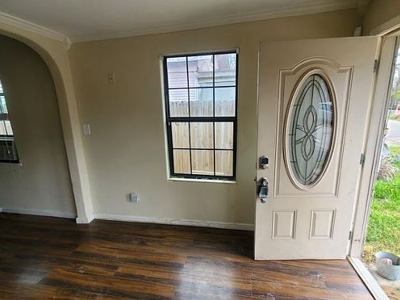 2nd image of 4322 Allen St