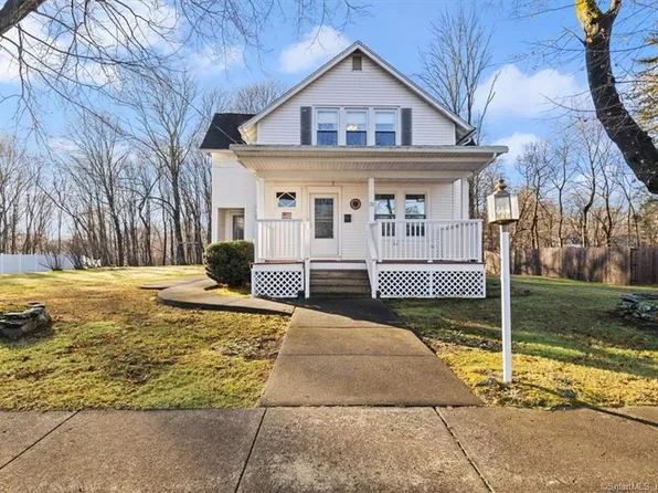 31 Grant Court, Norwich, CT 06360