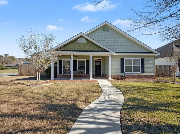 215 Waynard Way, Tallahassee, FL 32317