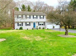 245 Unity Rd, Trumbull, CT 06611