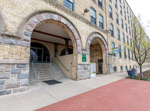 4th image of 940 Monroe Ave NW Unit 323