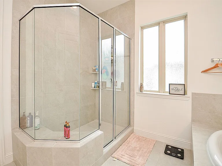11021 Mikula Dr — Photo 31
