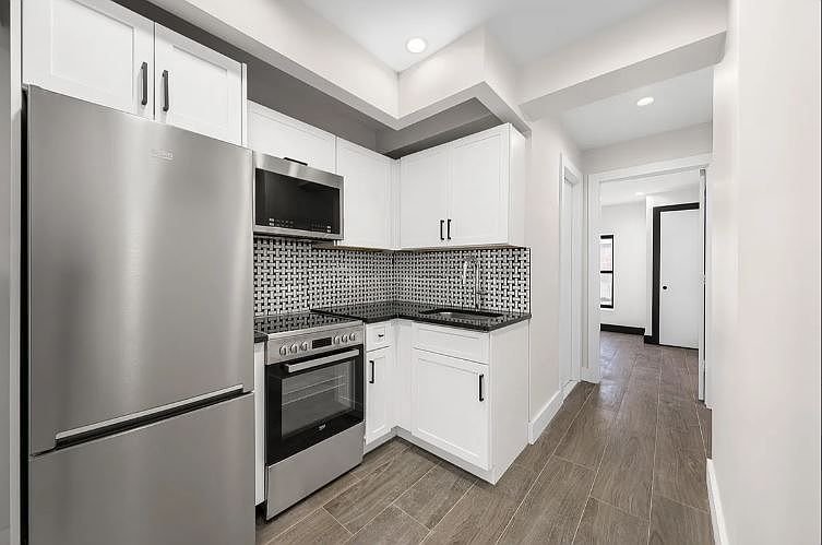 1st image of 35 Oakland Pl #1F