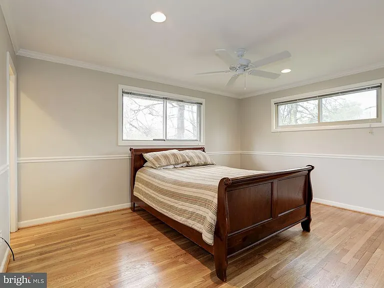 4905 Ertter Dr — Photo 11