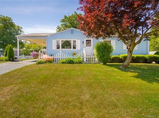 64 Varno Ln, Enfield, CT 06082