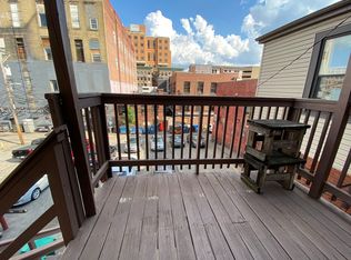 3604 5th Ave #2R, Pittsburgh, PA 15213