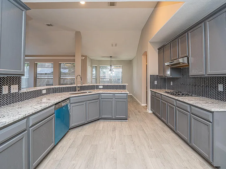 406 N Marathon Way — Photo 19