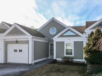 7 Saint George Place #7, Sandy Hook, CT, 06482
