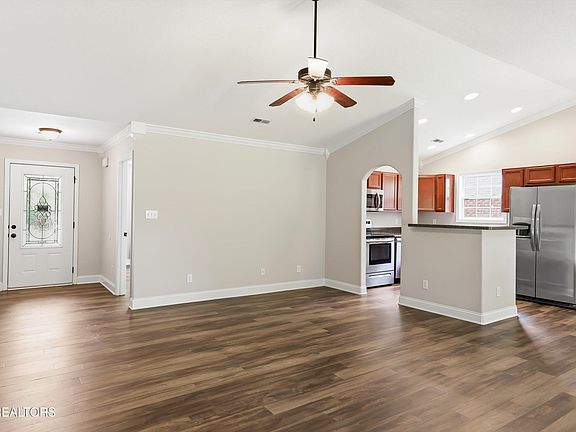 4th image of 7644 Applecross Rd
