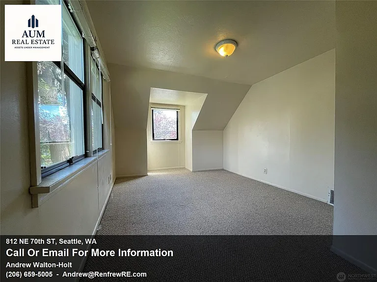 812 NE 70th St — Photo 23