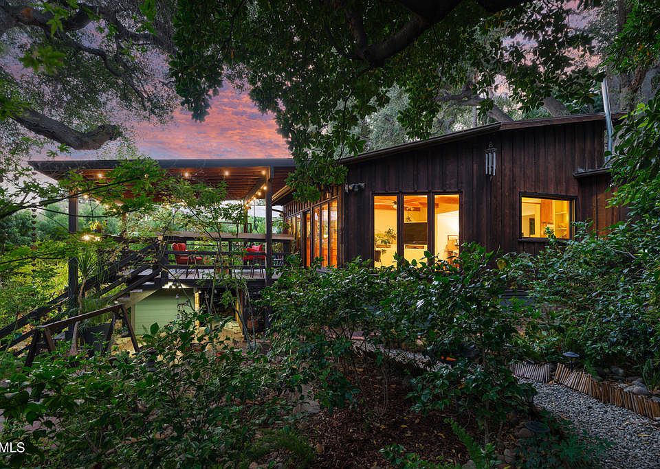 1st image of 481 Woodland Dr