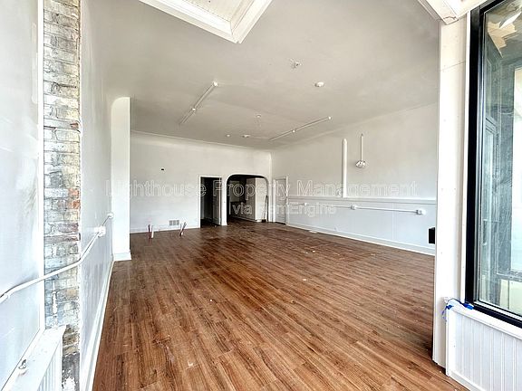 3rd image of 1147 3rd St