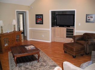 7217 Post Oak Dr, North Richland Hills, TX 76182