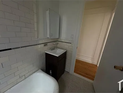 3165 Decatur Ave #4D — Photo 8