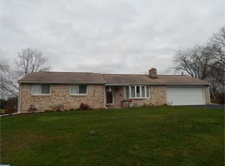 135 Merkel Rd, Gilbertsville, PA 19525