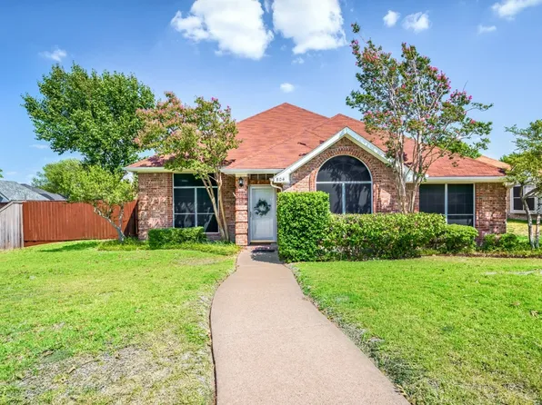 804 Brees Dr, Desoto, TX 75115