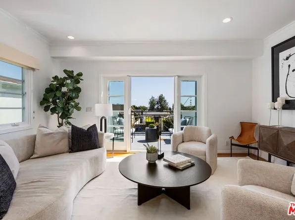 10759 Ashton Ave, Los Angeles, CA 90024