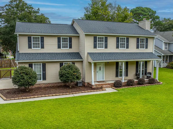 2040 Comingtee Ln, Mount Pleasant, SC 29464