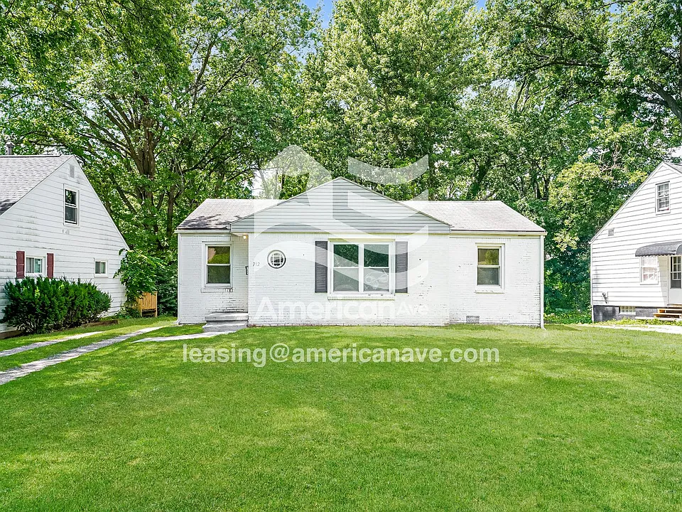 712 Good Park Blvd
