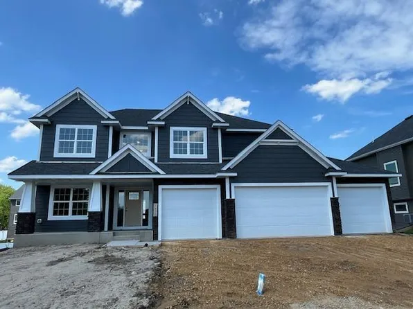 1825 Laramee Ln, Centerville, MN 55038