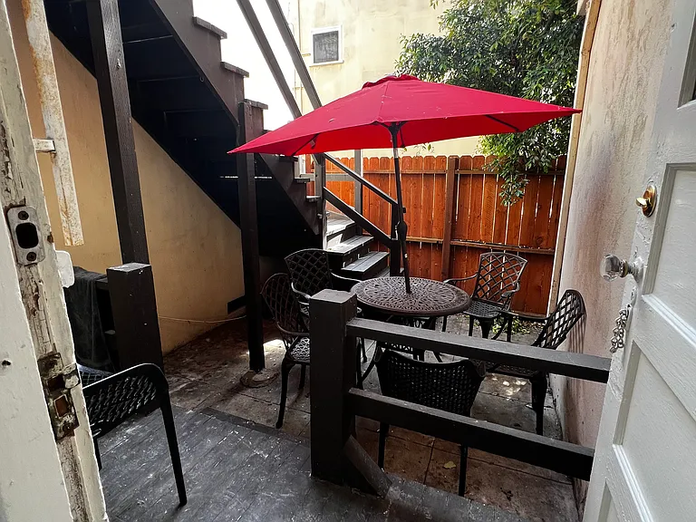 2676 Magnolia Ave — Photo 8