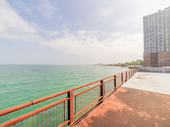 5th image of 7337 S South Shore Dr APT 1106