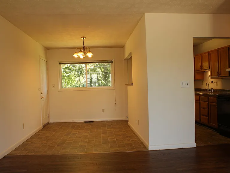 26 Lilliedale Ln — Photo 4