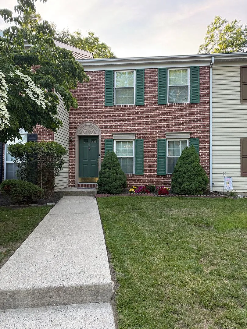 2 BR 1 BA Galloway Townhome — Photo 1