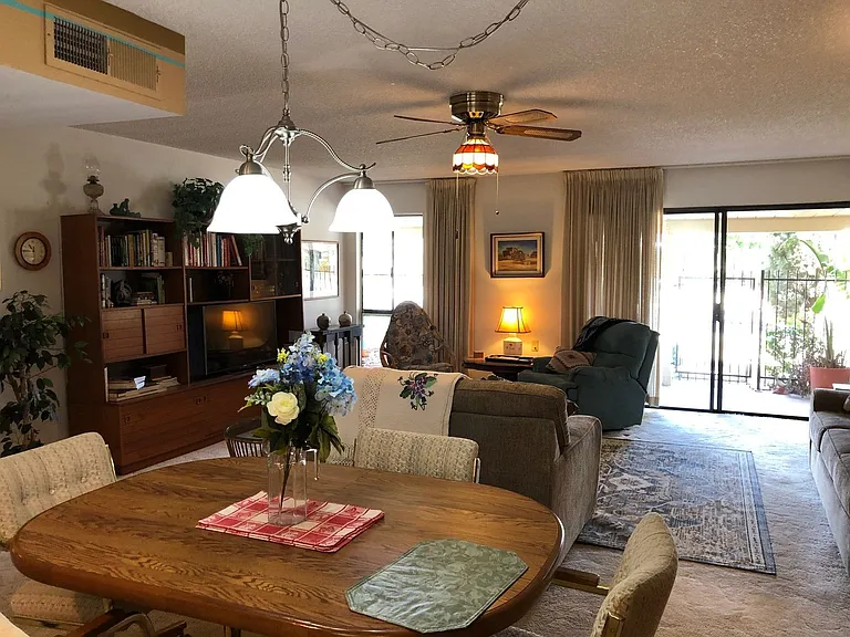 274 Leisure World — Photo 16