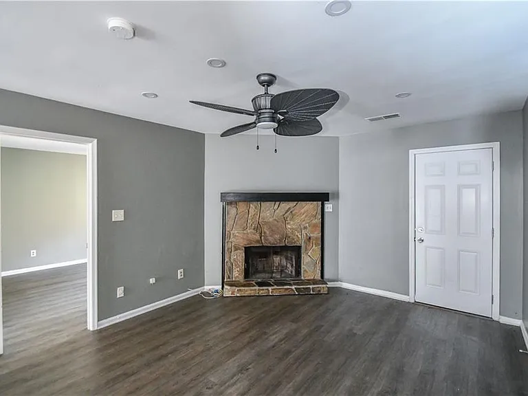 735 Oak Dr — Photo 24