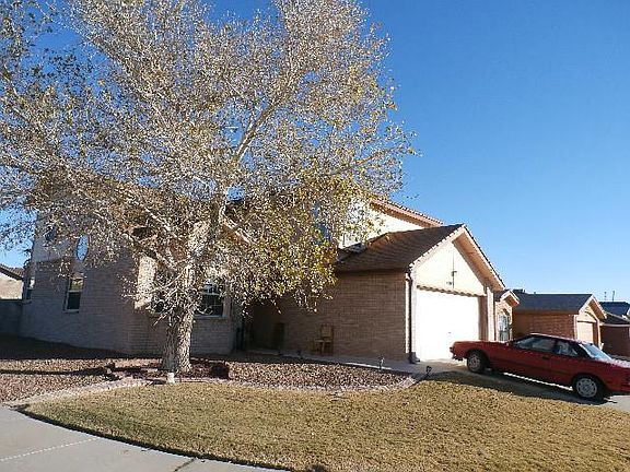 3rd image of 4505 Loma Canada Ct