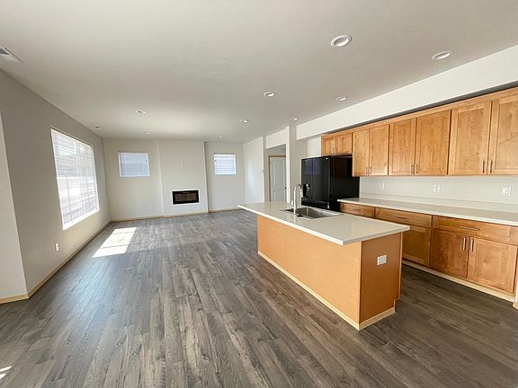 3rd image of 210 144th St E