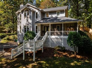 725 Dena Dr, Canton, GA 30114