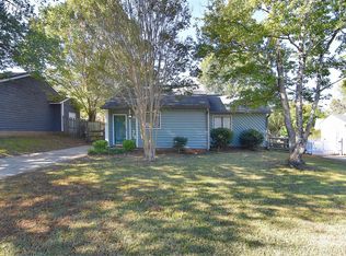 3723 Ashley Hall Dr, Charlotte, NC 28227